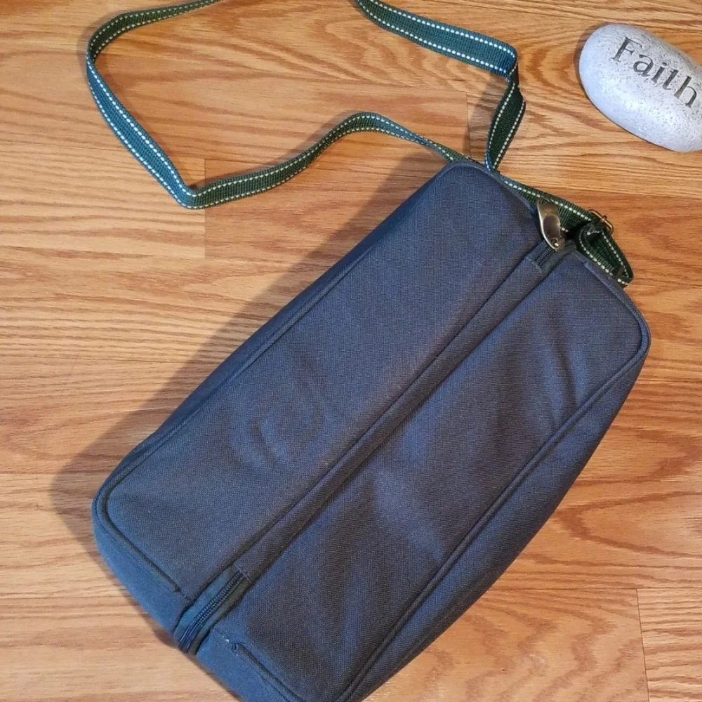 Wine bag picnic‎ at ascot